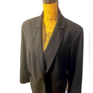 isabell | Black Lined Size 16W Blazer